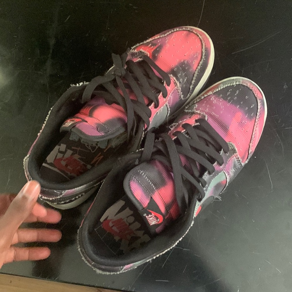 Graffiti dunks - Picture 2 of 5